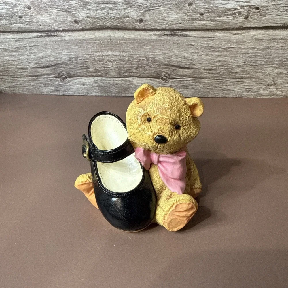 Just the Right Style trinket box- Bear And Little Mary Jane shoe